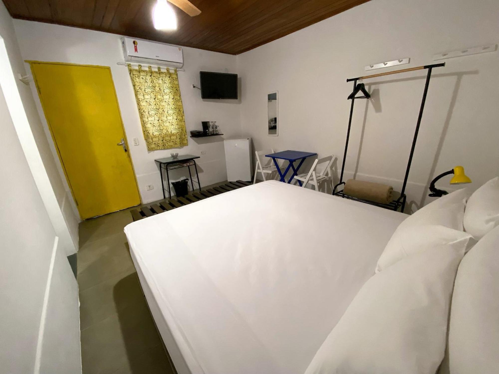 Jatai Guest House Ubatuba Ruang foto